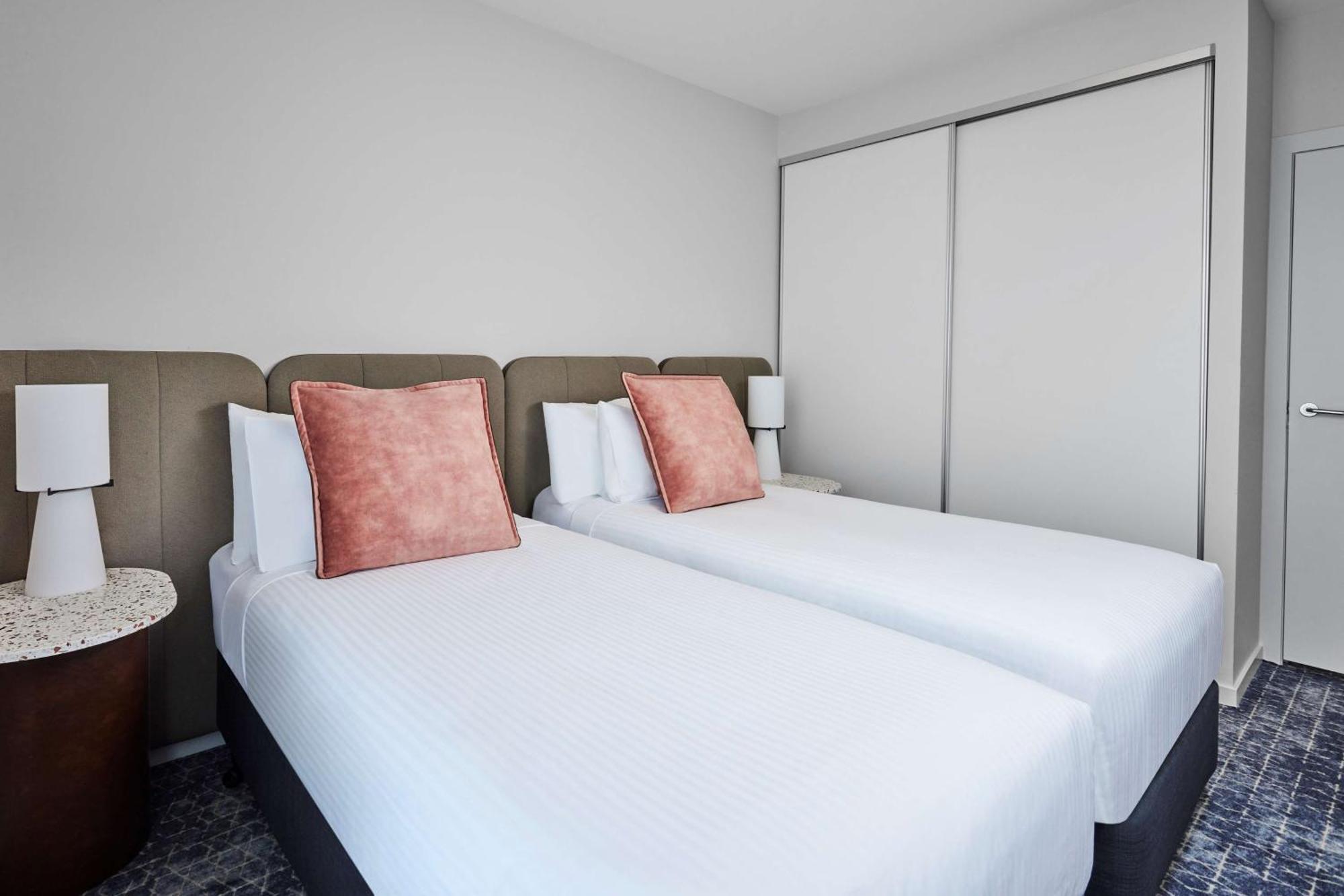 Adina Apartment Hotel Melbourne Flinders Street Exterior foto